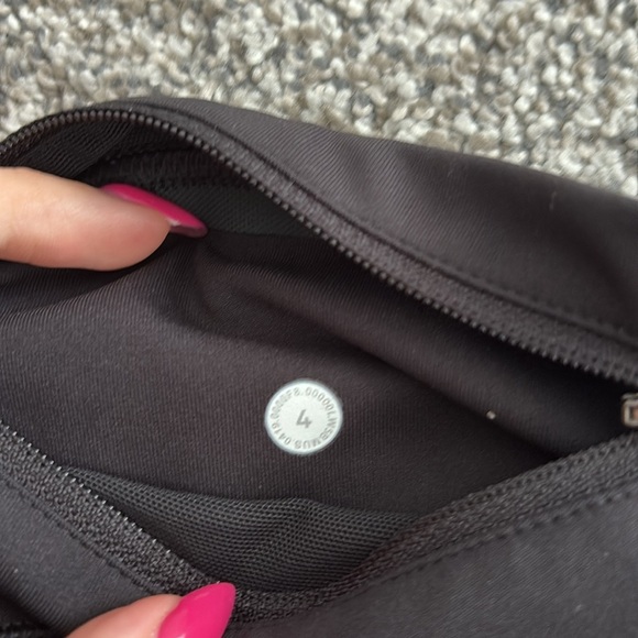 Lululemon Speed Up Tight 28" *Full-On Luxtreme
Black - Picture 11 of 11
